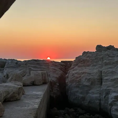 Nido Tavern In * سيرولو